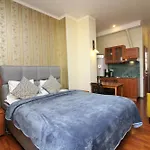 Aparthotel City 3*