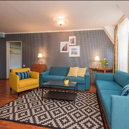 シティ レジデンス タリン