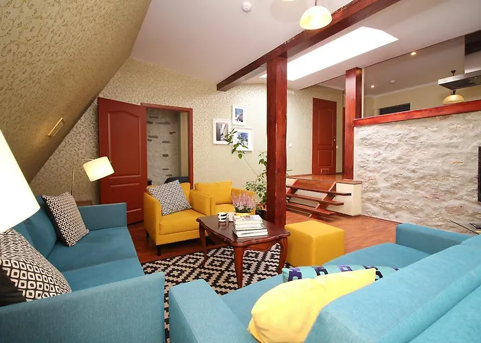 Apart-hotel City Talin