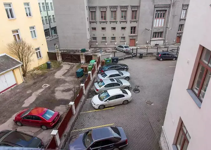 Apart-hotel City Talin